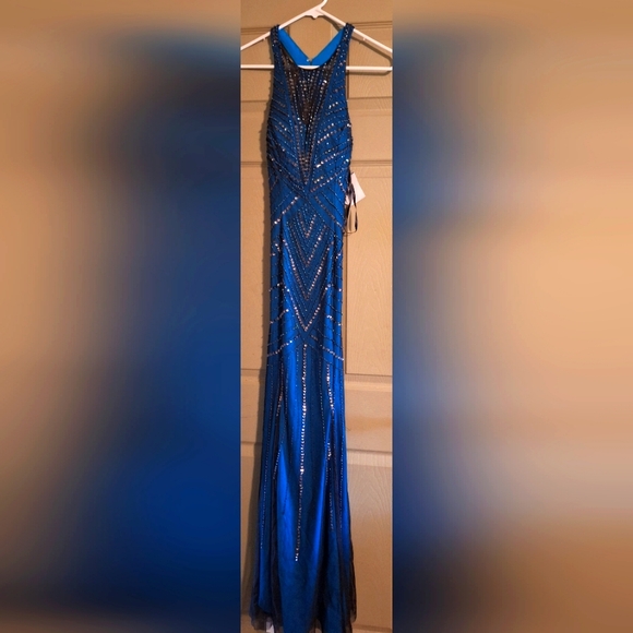 Beautiful David's Bridal Dress size 4 - Picture 1 of 4